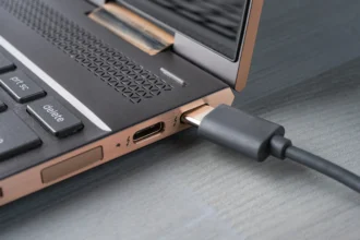 Laptop Only Works When Plugged In