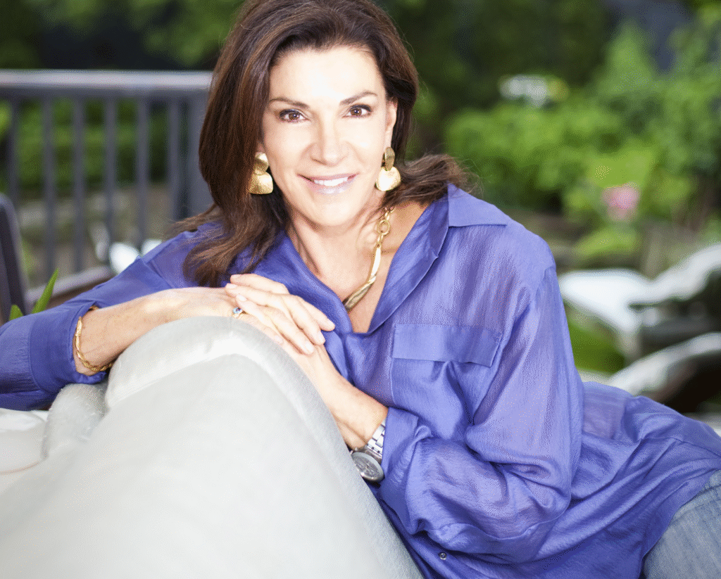 Hilary Farr